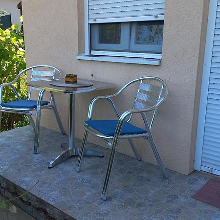 Airport Apartment T&T Surčin Kültér fotó